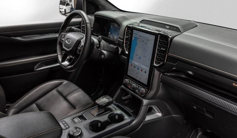 
								Ford Ranger Double Cab 3.0 V6 full									