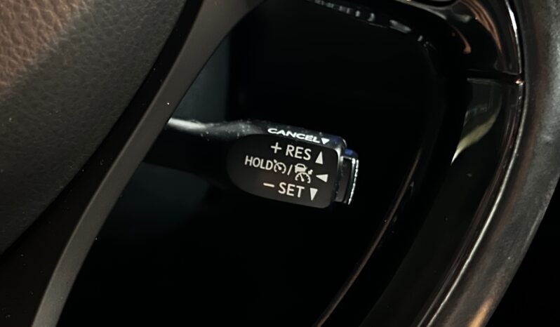 
								Toyota C-HR 1.8 Hybrid LoungeTech full									