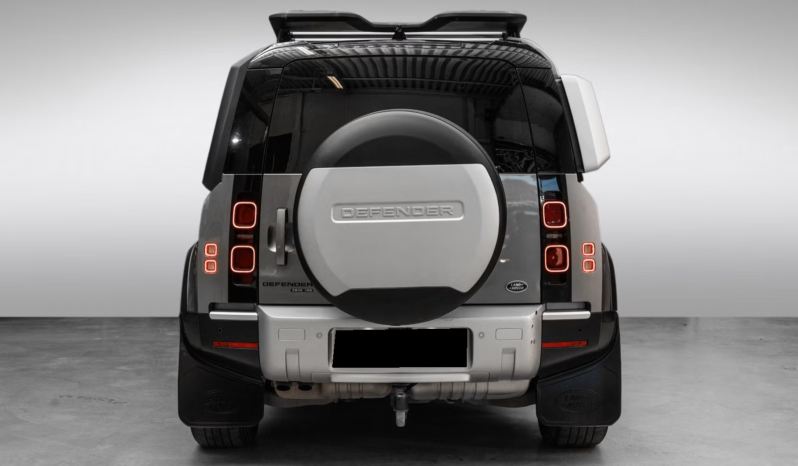 
								Land Rover Defender 110 D240 First Edition full									