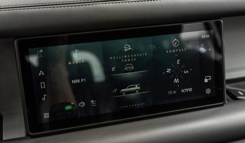
								Land Rover Defender 110 D240 – Première Édition full									