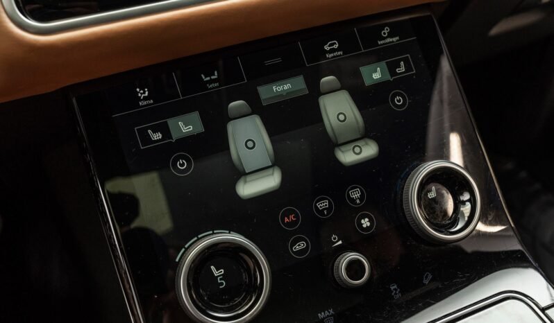 
								Land Rover Range Rover Velar 3.0D 300 ch R-Dynamic HSE full									