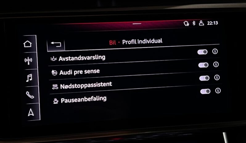 
								Audi A7 55 TFSI V6 S line full									