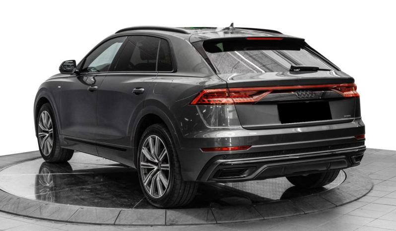 
								Audi Q8 60 TFSI e quattro S line full									