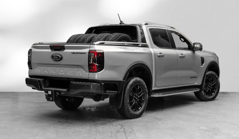 
								Ford Ranger Double Cab 3.0 V6 full									
