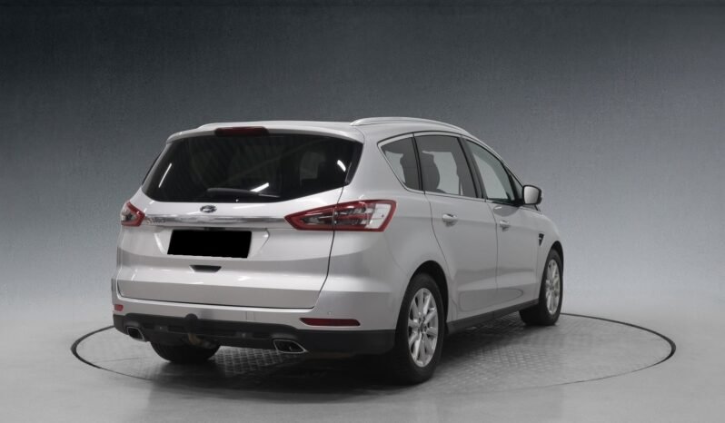 
								Ford S-MAX Titanium full									