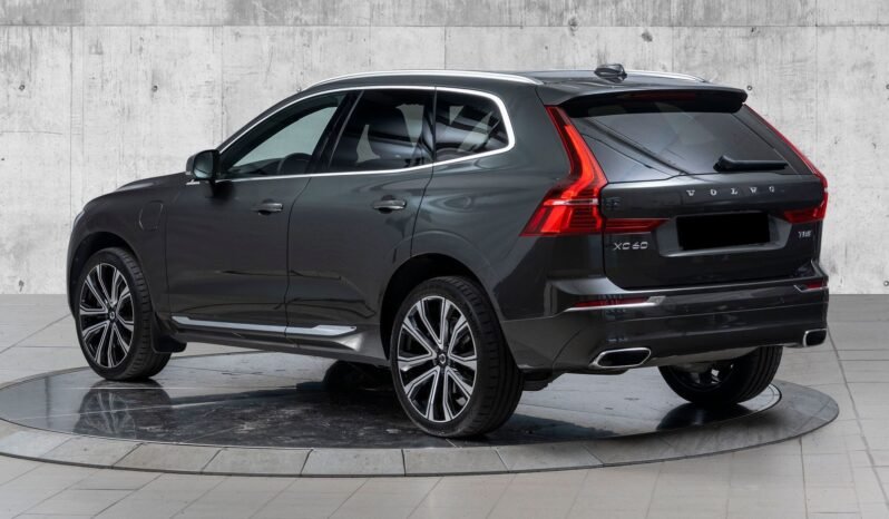 
								Volvo XC60 T8 Twin Engine AWD full									