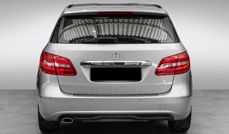 
								Mercedes-Benz B 180 122 ch – S-Tourer full									