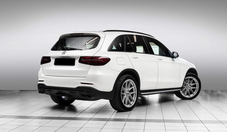 
								Mercedes-Benz GLC 220d 4MATIC – AMG full									