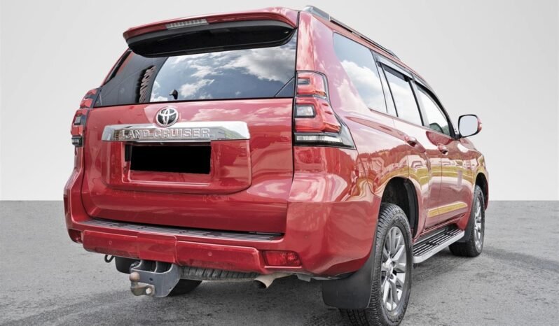
								Toyota Land Cruiser 2.8 D-4D GX full									