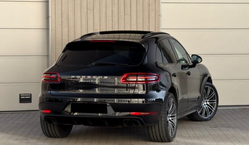 
								Porsche Macan Turbo full									