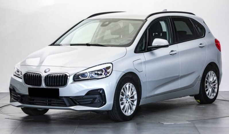 
								BMW 225xe iPerformance / Head-Up / Navi Plus / Caméra de recul full									