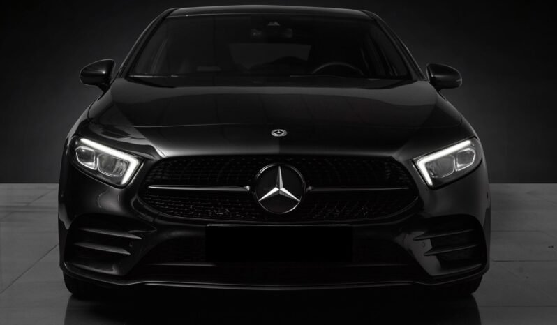 
								Mercedes-Benz A 220 4MATIC 2x AMG full									