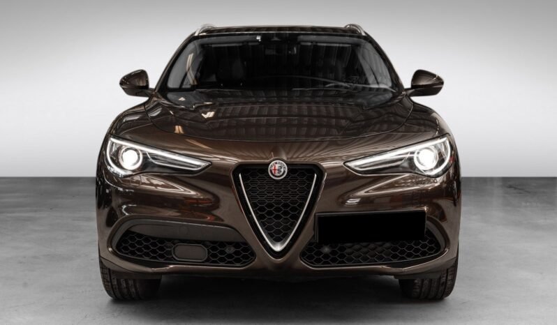 
								Alfa Romeo Stelvio 2.0 Turbo 280 ch Super AWD full									
