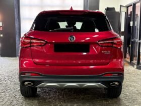 MG EHS Trophy Luxury Plug-in Hybrid