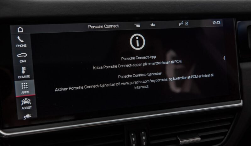 
								Porsche Cayenne Coupé E-Hybrid SportDesign full									
