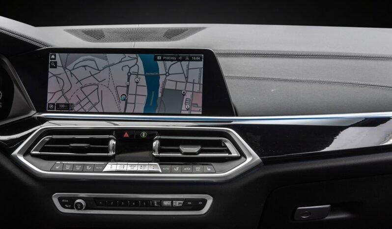 
								BMW X5 M-Sport Individual full									