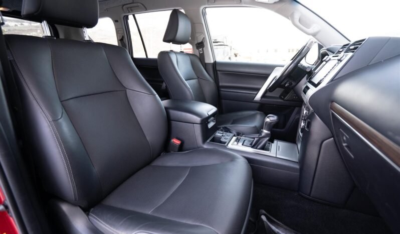 
								Toyota Land Cruiser 2.8 D-4D GX full									