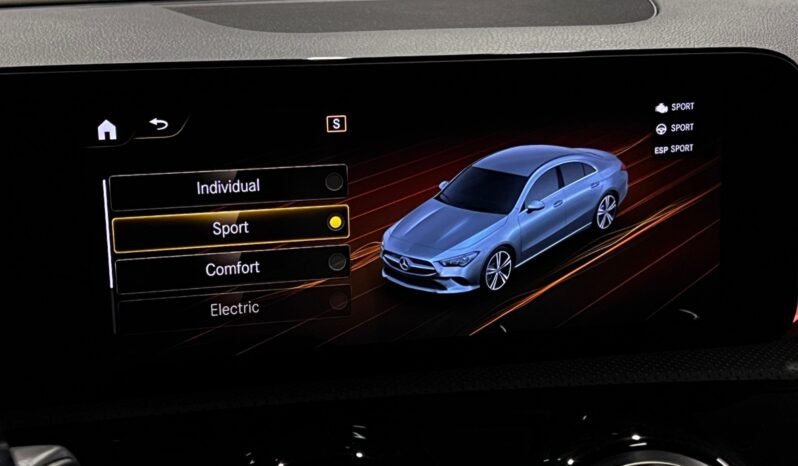 
								Mercedes-Benz CLA 250 e AMG Line / 2x AMG full									