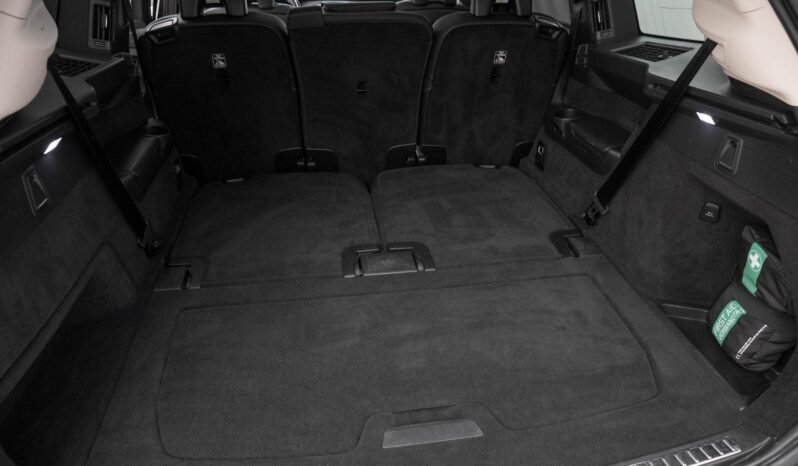
								Volvo XC90 T8 Ultimate Dark Edition full									