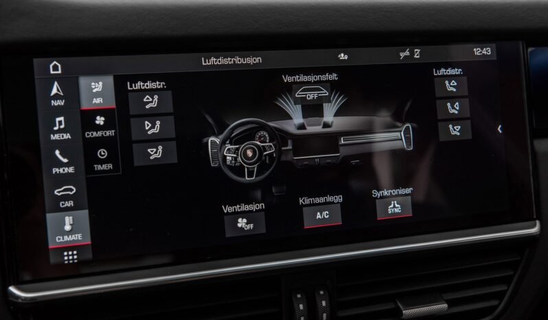 
								Porsche Cayenne Coupé E-Hybrid SportDesign full									