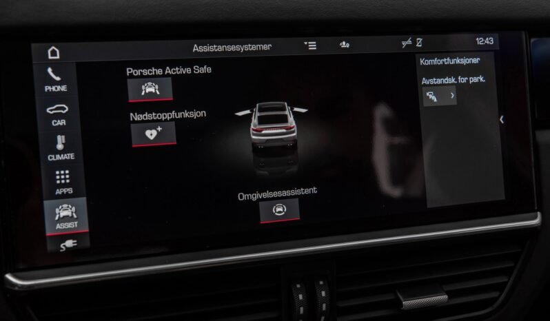 
								Porsche Cayenne Coupé E-Hybrid SportDesign full									