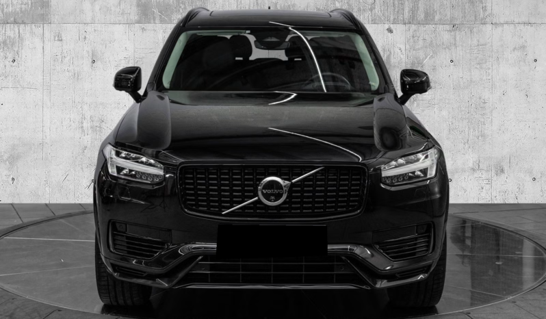 
								Volvo XC90 T8 AWD Plug-In Hybrid Ultra Dark 456 ch full									