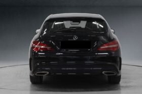 Mercedes-Benz CLA 180 AMG Line