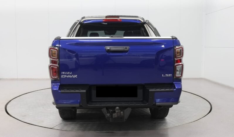 
								Isuzu D-Max Double Cab full									