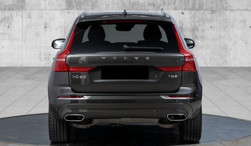 
								Volvo XC60 T8 Twin Engine AWD full									