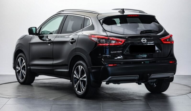 
								Nissan Qashqai DIG-T 116 ch Tekna full									