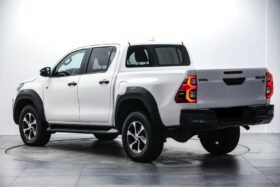 Toyota HiLux 2.8 D-4D 204 ch D-Cab 4WD GR Sport