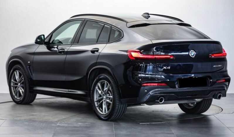 
								BMW X4 xDrive30i M-Sport full									