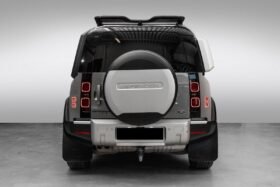Land Rover Defender 110 D240 – Première Édition