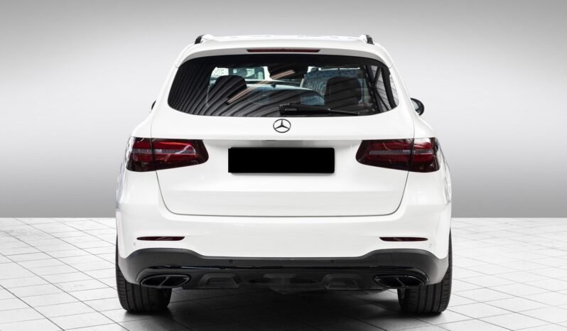 
								Mercedes-Benz GLC 220d 4MATIC – AMG full									