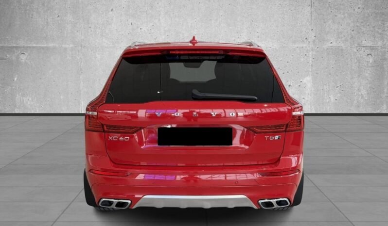 
								Volvo XC60 T8 AWD R-Design full									