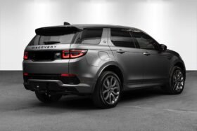 Land Rover Discovery Sport P300e AWD R-Dynamic
