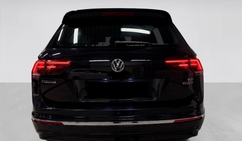 
								Volkswagen Tiguan 150 ch 4MOTION DSG R-Line full									