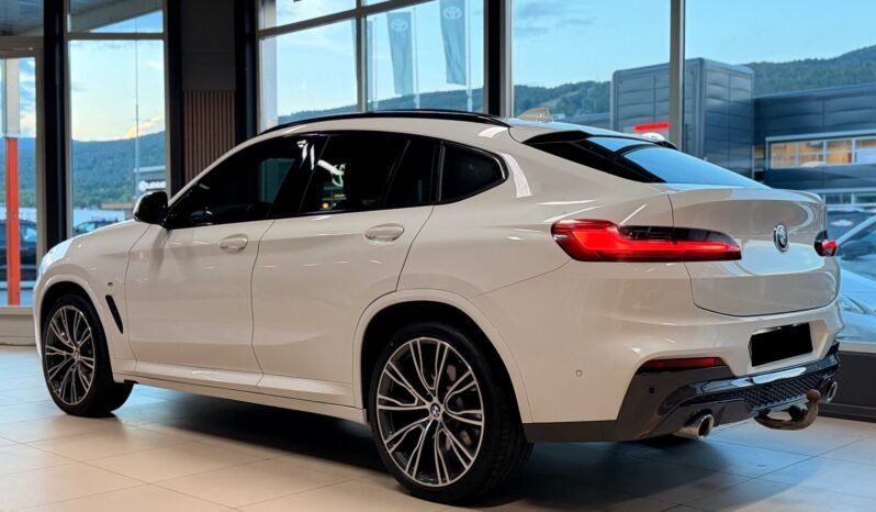 
								BMW X4 xDrive20i M Sport full									