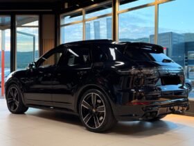 Porsche Cayenne E-Hybrid Sport Design