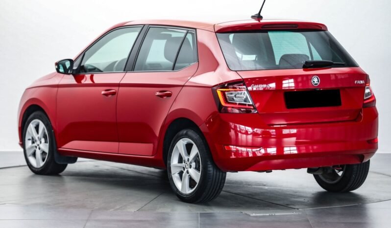 
								Škoda Fabia 1.0 TSI 110 ch DSG Style full									