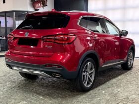 MG EHS Trophy Luxury Plug-in Hybrid