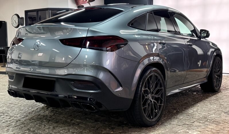 
								Mercedes-Benz GLE 350 de Coupé AMG full									