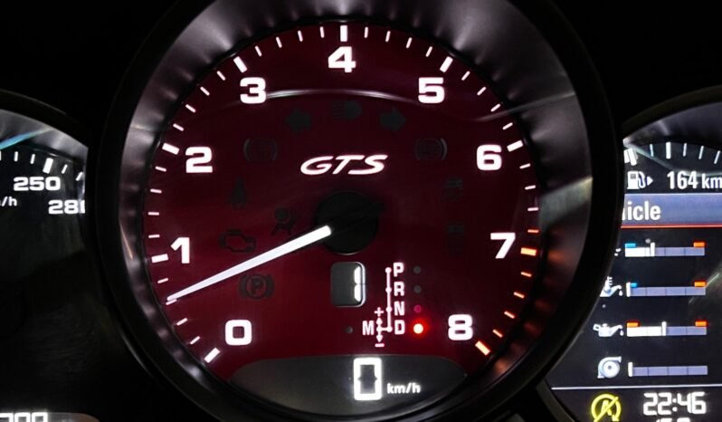 
								Porsche Macan GTS full									