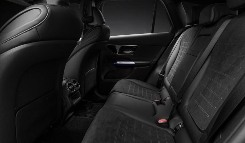 
								Mercedes-Benz GLC 220 d 4MATIC AMG-Line full									
