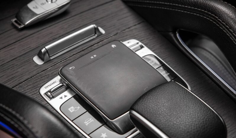 
								Mercedes-Benz GLE 300 d 4MATIC 245 ch AMG full									