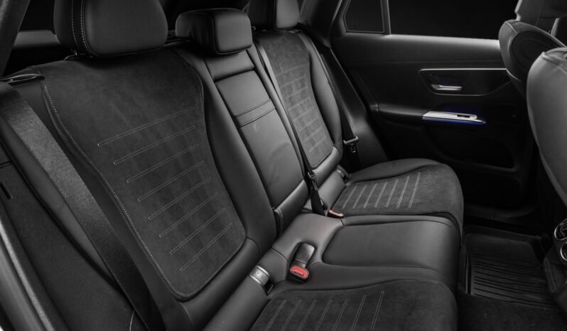
								Mercedes-Benz GLC 220 d 4MATIC AMG-Line full									
