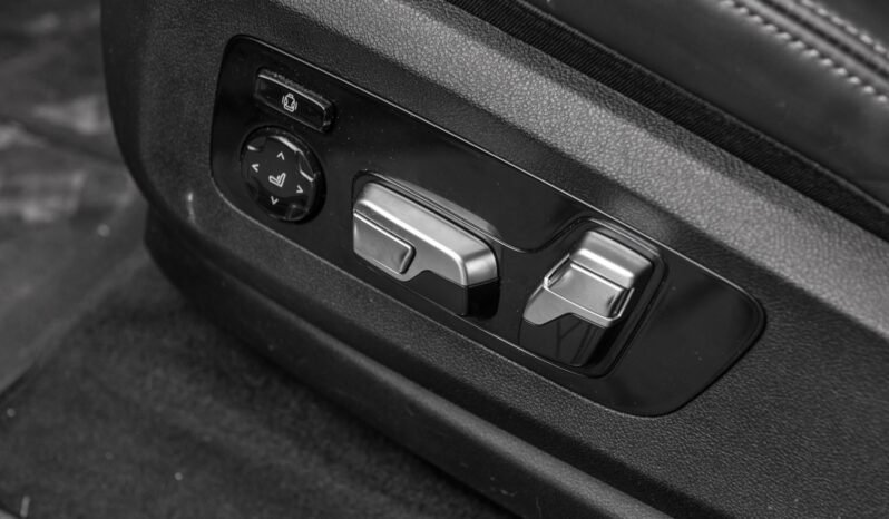 
								BMW X5 M-Sport Individual full									