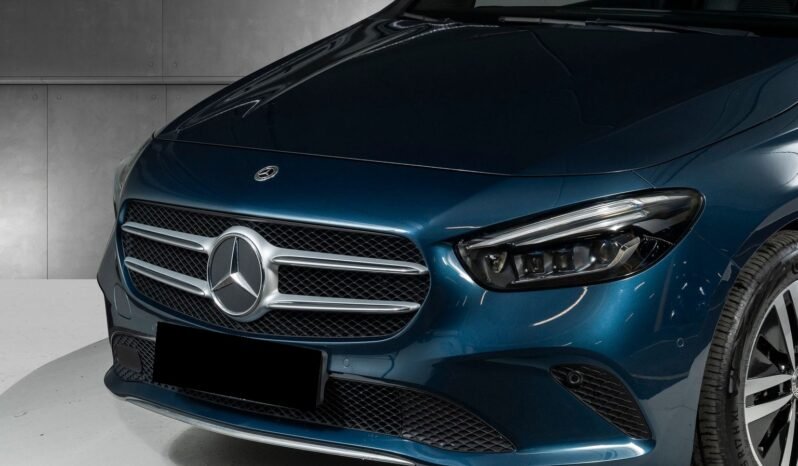 
								Mercedes-Benz B 250 e Plug-in Hybrid full									