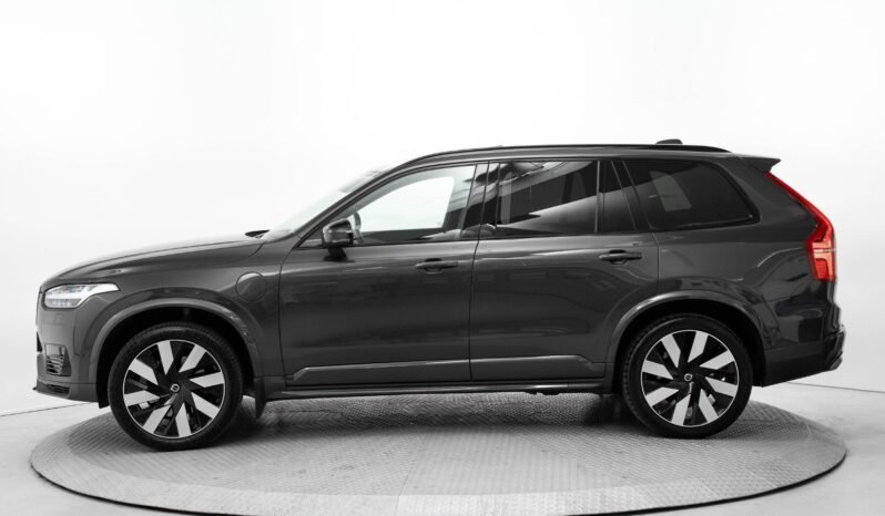 
								Volvo XC90 T8 Ultimate Dark Edition full									