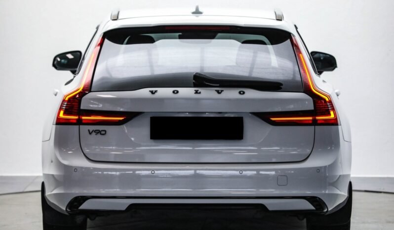 
								Volvo V90 T6 AWD R-Design full									